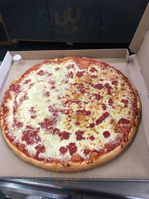 Leandro's Pizza House