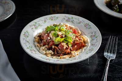 The Royal Grocer & Co.