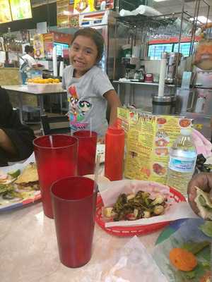 Taqueria Los Comales