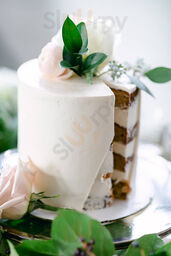 Donuvon City & Bakery