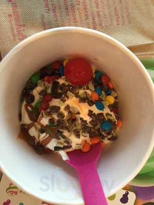 Nikki's Swirl Shoppe