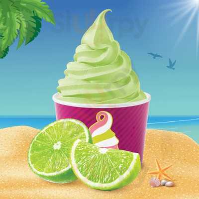 Nikki's Swirl Shoppe