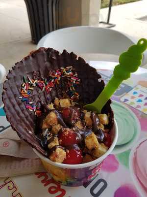 Nikki's Swirl Shoppe