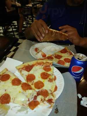 The Liberty Deli & Pizza