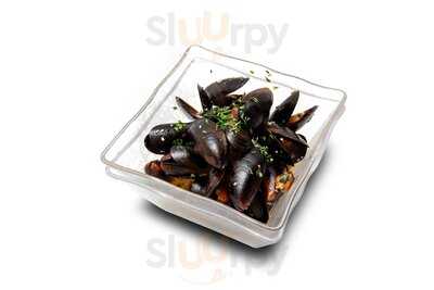 Gazua Sushi And Dining Pub