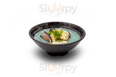 Gazua Sushi And Dining Pub