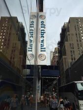 Off The Wall Frozen Yogurt