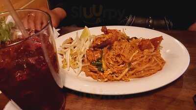 Aroy Dee Thai Kitchen