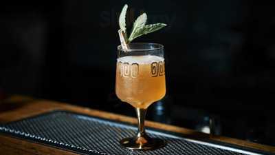 Bulls Eye Sports Pub