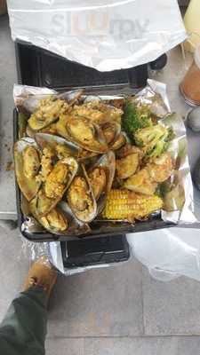 Taste Teaz Seafood & Grill