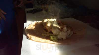 Gennaro's Famous Pizza