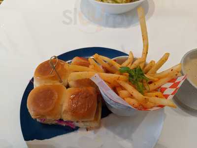 Sunday At The Museum