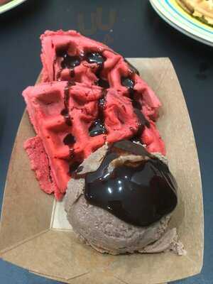 Creme And Cocoa Creamery, Inc.