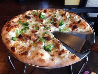 Dana's Pizza And Seafood House