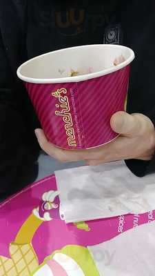 Menchie's Frozen Yogurt