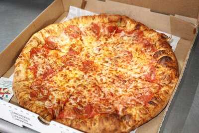 Bambino's Pizza & Deli 3