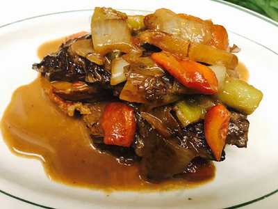 Luke's Bar And Grill