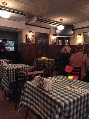 Luke's Bar And Grill