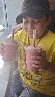 Josi's Frozen Yogurt Cafe