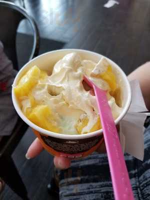 Josi's Frozen Yogurt Cafe