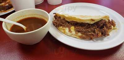 Los Arcos Birrieria And Taqueria