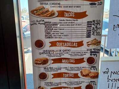 Los Arcos Birrieria And Taqueria