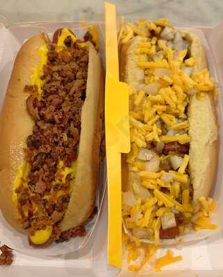 Frankies Dogs On The Go