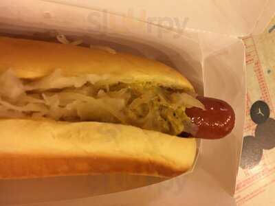 Frankies Dogs On The Go