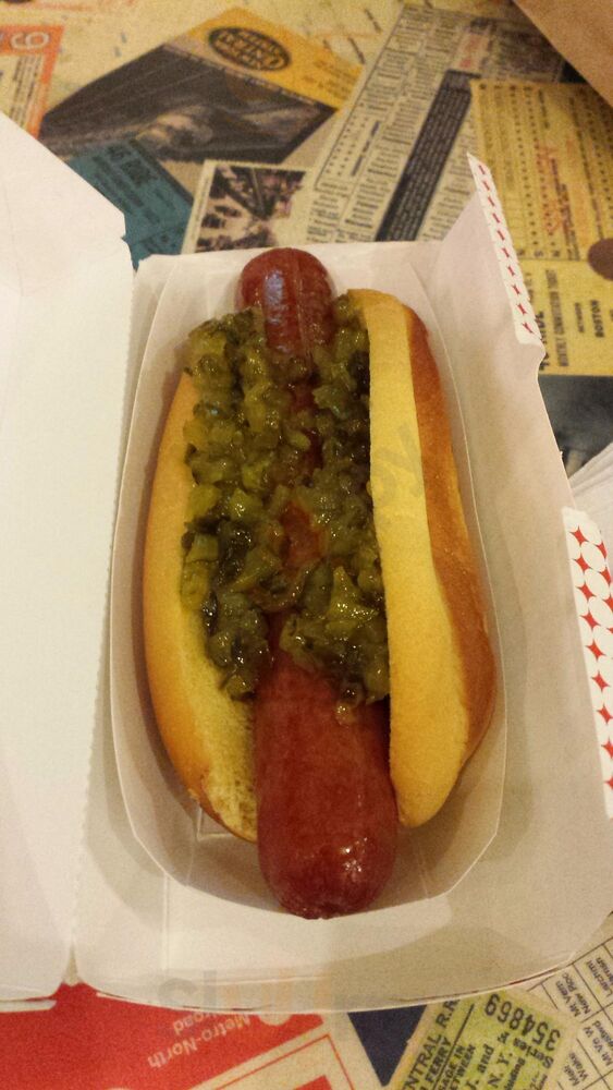 Frankies Dogs On The Go