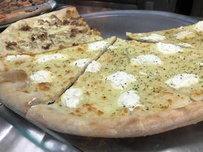 Famous Original Ray's Pizza