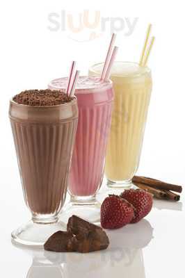 Love Park Pizza & Chicken