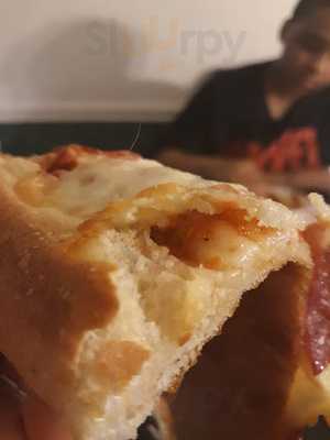 Super Star Pizza
