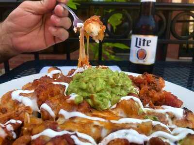 Ravenswood Station Bar & Grill