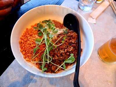 Little Tong Noodle Shop