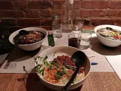 Little Tong Noodle Shop