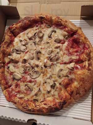 Monte Cristo Pizza & Grill