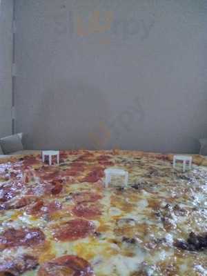 Monte Cristo Pizza & Grill