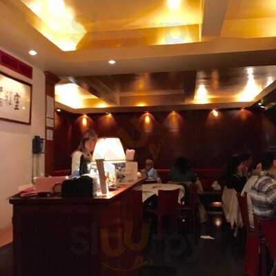 The Cottage - Amsterdam Ave & 77th St