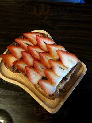 The Patio Desserts & Drinks