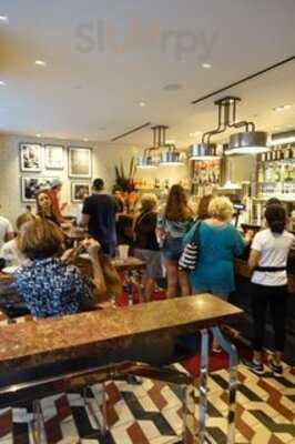 Sant Ambroeus Coffee Bar At Loews Regency Hotel