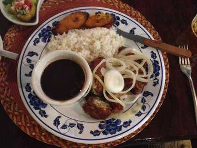El Rincon Cubano Restaurant