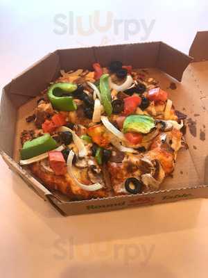 Round Table Pizza