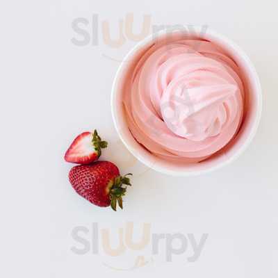 Menchies Frozen Yogurt