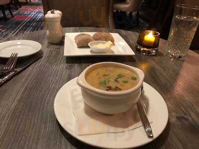 Round Table Restaurant