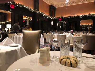 Round Table Restaurant