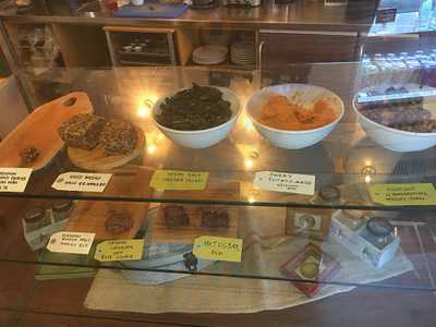 Market.kitchen.table.