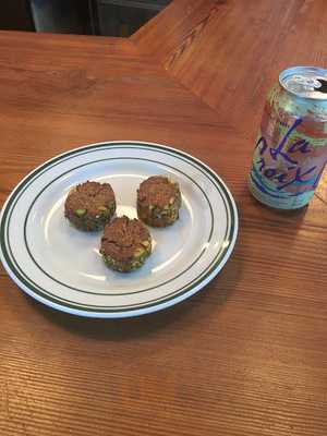 Market.kitchen.table.