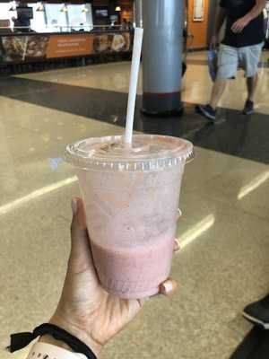 B-smooth, Smoothies & Salads