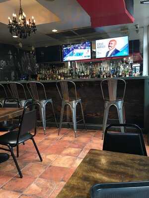 Garlic New York Pizza Bar