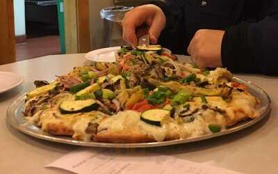 Round Table Pizza Mission Street